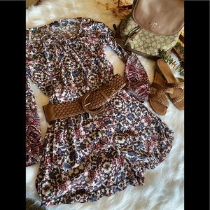 AMERICAN EAGLE OUTFITTERS Floral Romper